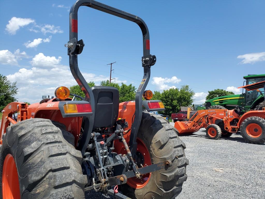 Kubota L4701 Compact Loader Tractor 'Ride & Drive'