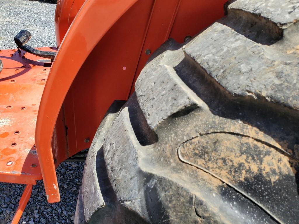 Kubota L4701 Compact Loader Tractor 'Ride & Drive'