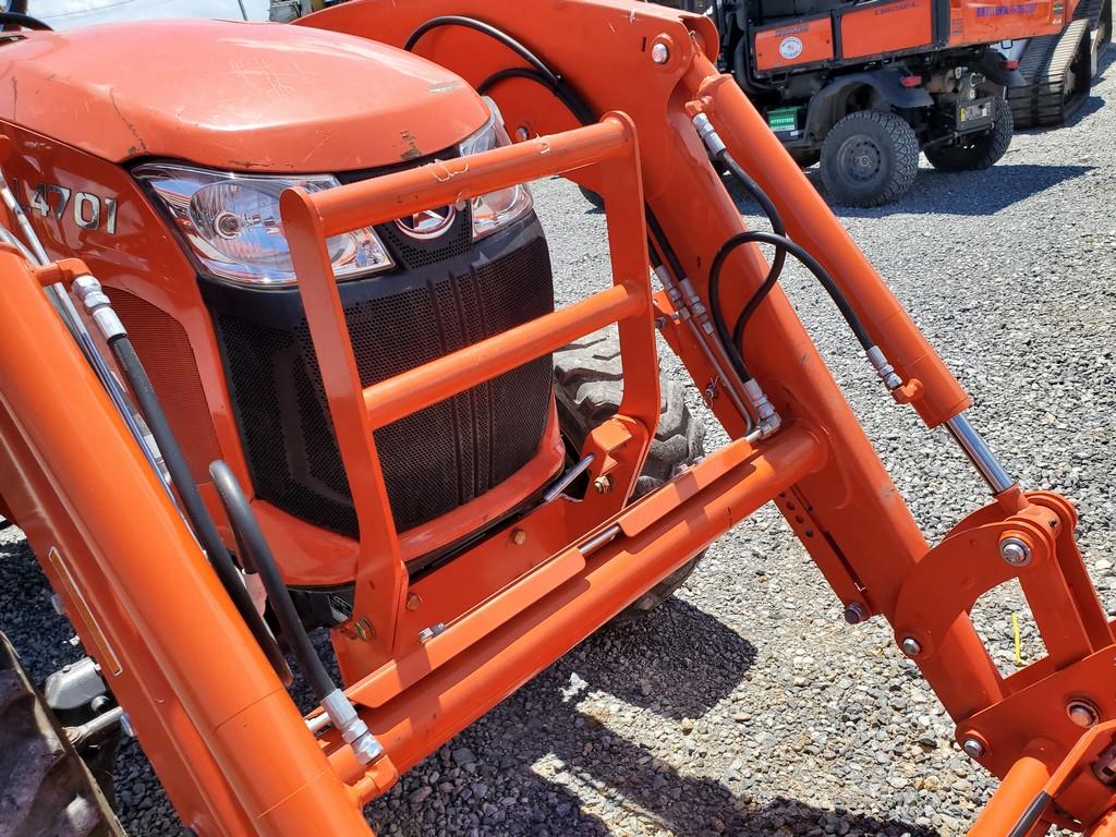 Kubota L4701 Compact Loader Tractor 'Ride & Drive'