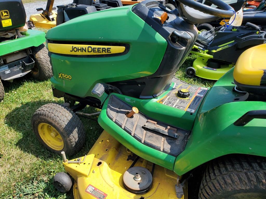 2011 John Deere X500 Riding Tractor 'AS-IS'