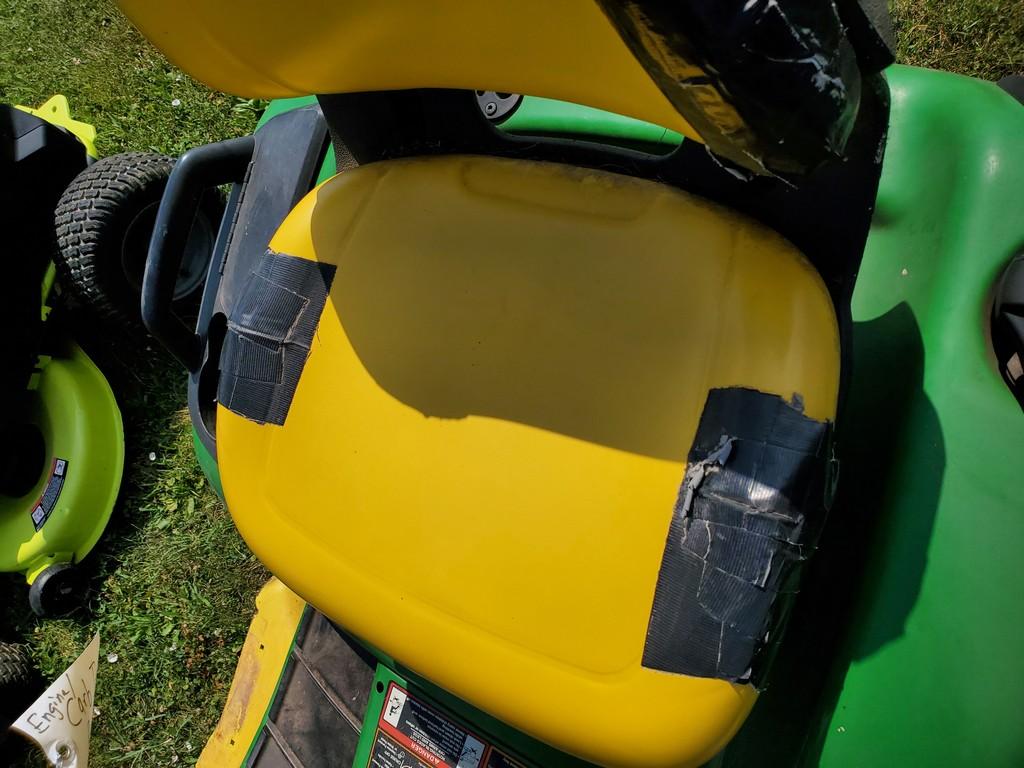 2011 John Deere X500 Riding Tractor 'AS-IS'