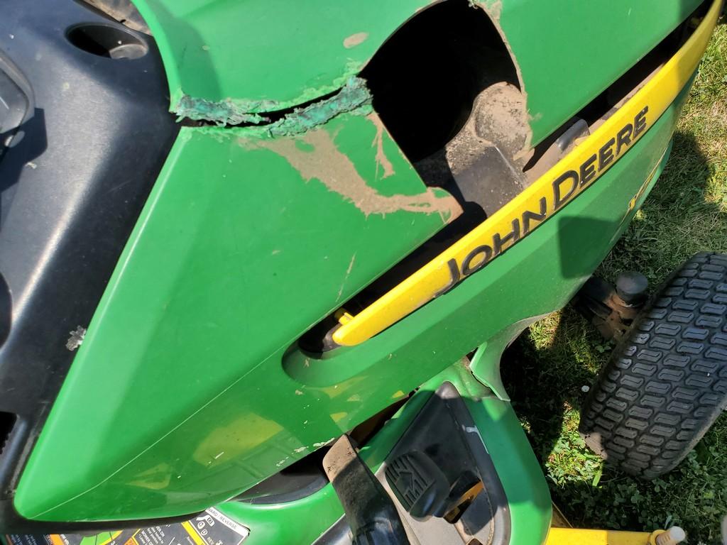 2011 John Deere X500 Riding Tractor 'AS-IS'