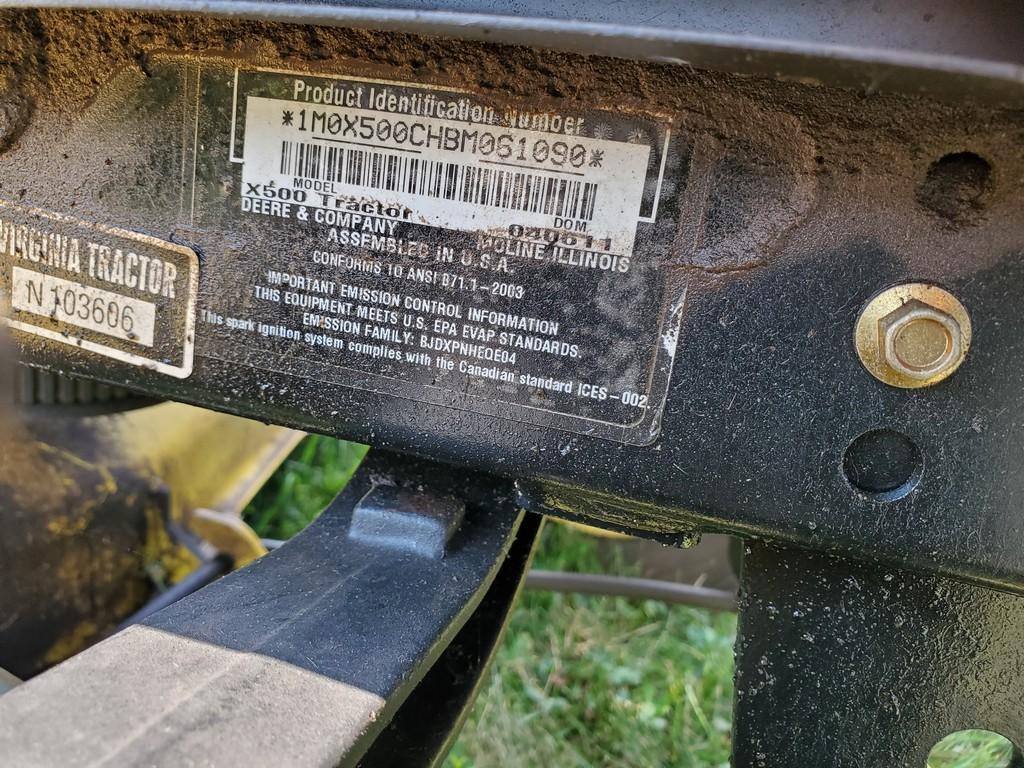 2011 John Deere X500 Riding Tractor 'AS-IS'