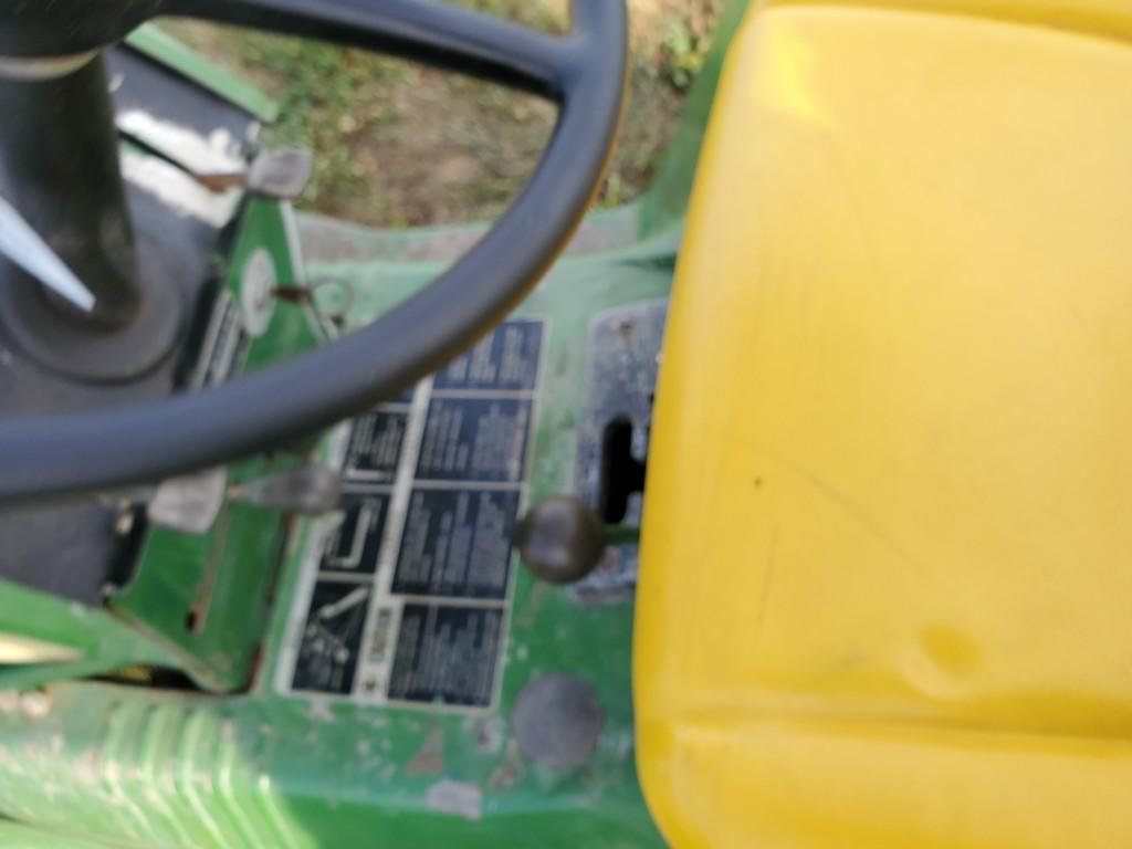 John Deere 110 Riding Tractor 'AS-IS'