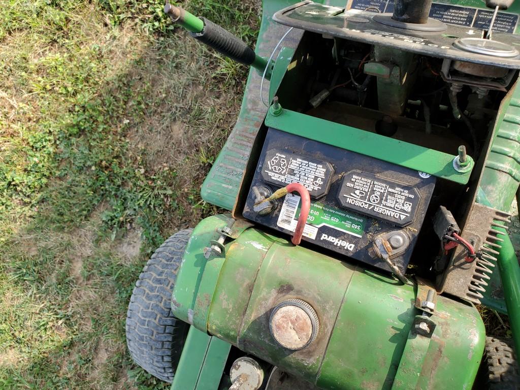 John Deere 110 Riding Tractor 'AS-IS'