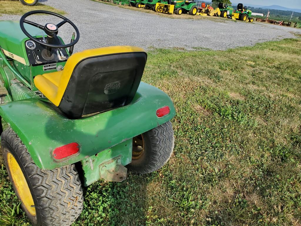 John Deere 110 Riding Tractor 'AS-IS'