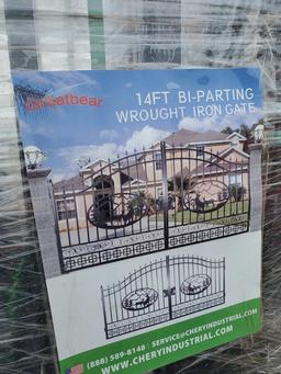 Great Bear  Wrought Iron Driveway Gates 'Pair of 2 - New'