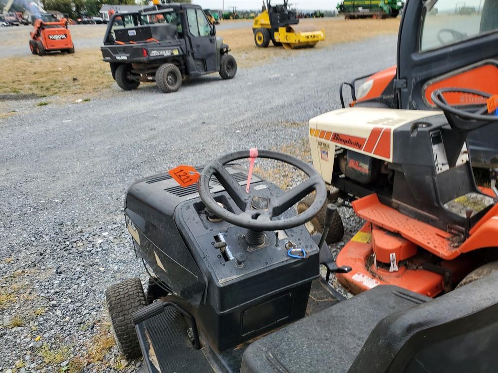 Murray  Riding Tractor 'AS-IS'