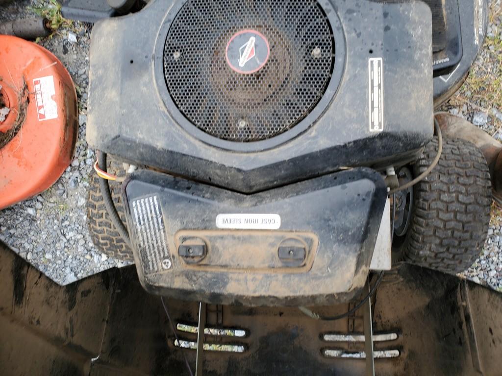 Murray  Riding Tractor 'AS-IS'