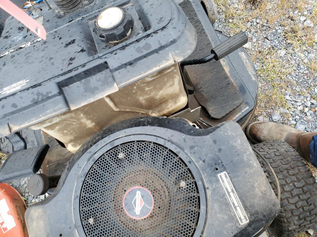 Murray  Riding Tractor 'AS-IS'