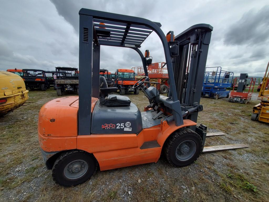 2011 Heli CPCD25-KU11 Forklift 'Runs & Operates'