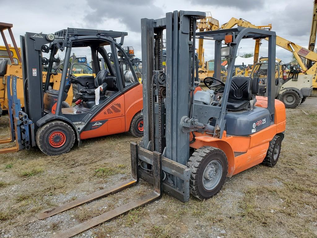 2011 Heli CPCD25-KU11 Forklift 'Runs & Operates'