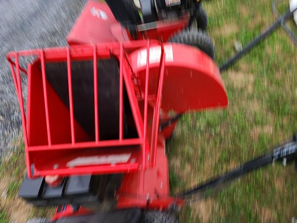 Troybilt  Chipper Shredder Vac