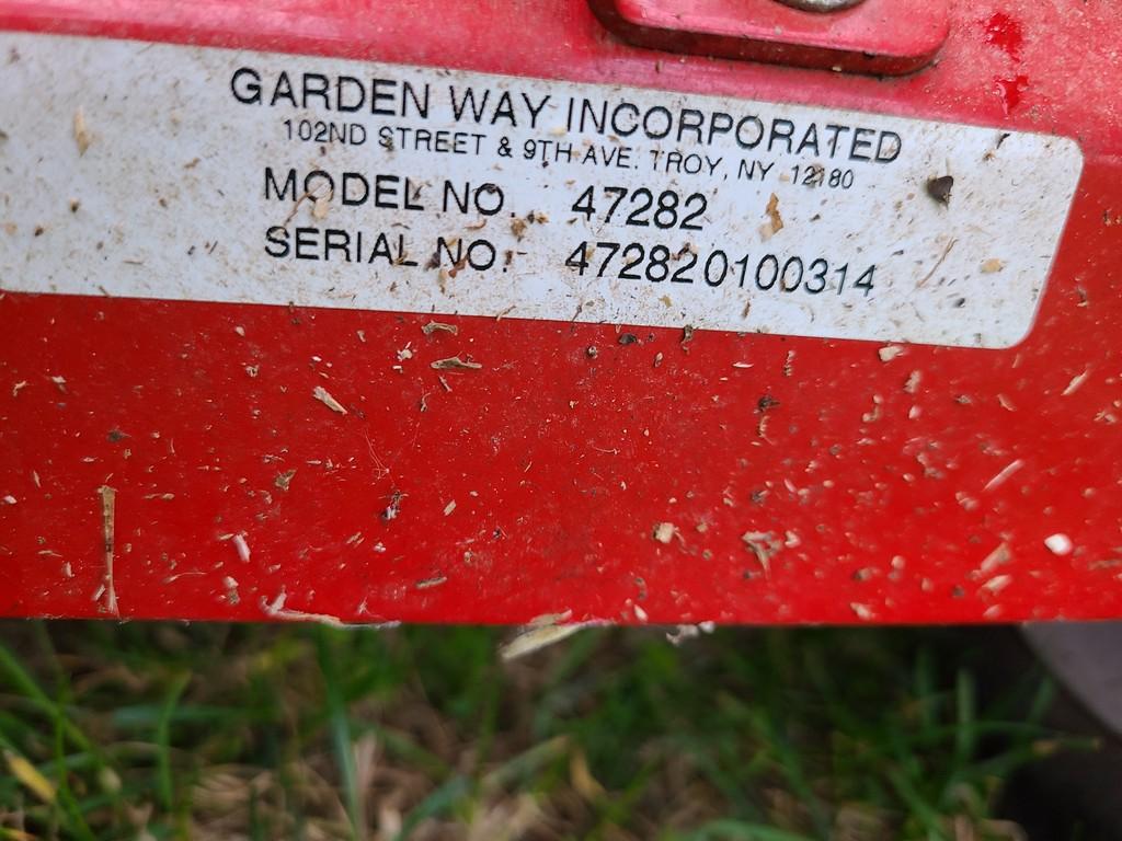 Troybilt  Chipper Shredder Vac