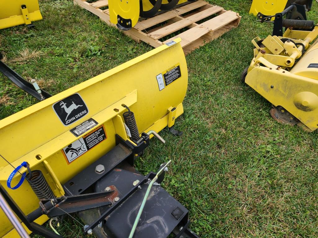 John Deere  Front Blade