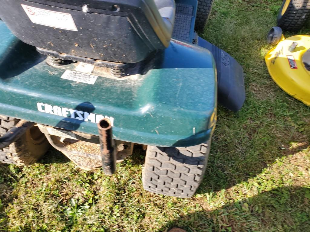 Craftsman  Riding Tractor 'AS-IS'