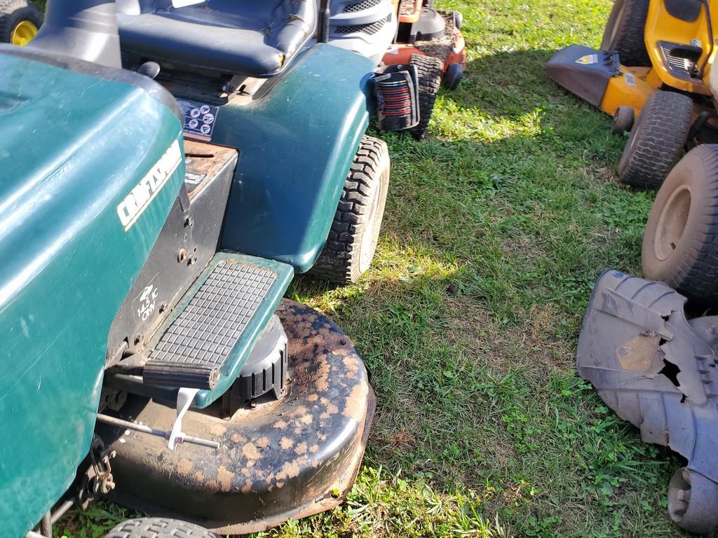 Craftsman  Riding Tractor 'AS-IS'