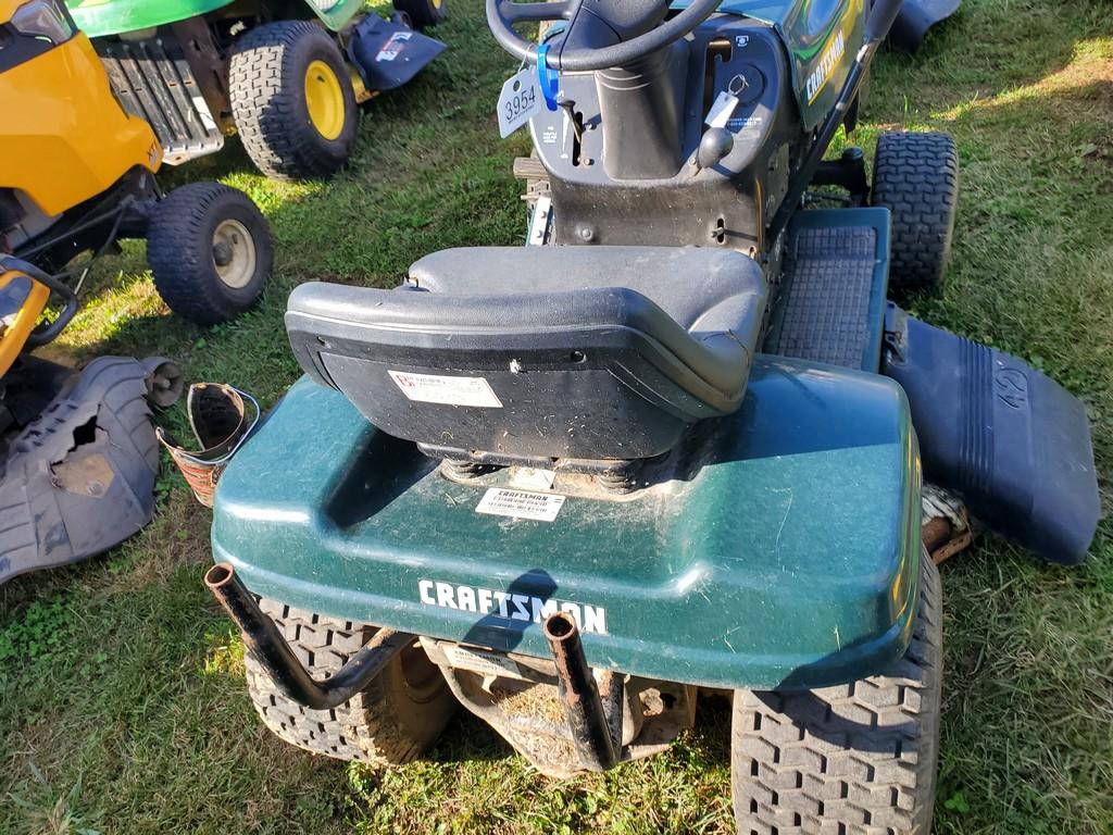 Craftsman  Riding Tractor 'AS-IS'