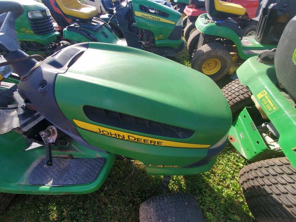 2010 John Deere LA105 Riding Tractor 'AS-IS'
