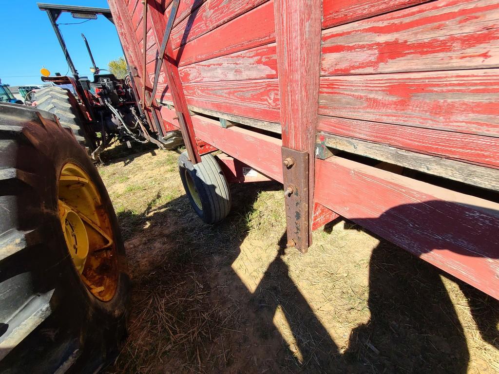 Dion 1016 Forage Wagon 'Manual in the Office'
