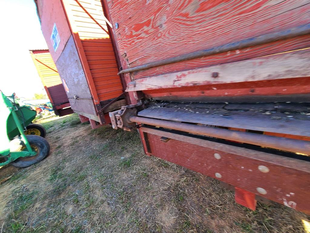 Dion 1016 Forage Wagon 'Manual in the Office'