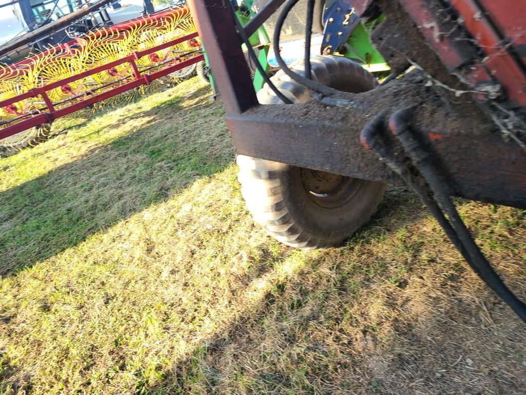 Richardton 700 Dump Cart