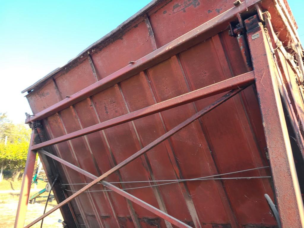 Richardton 700 Dump Cart