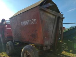 Richardton 700 Dump Cart