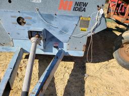 New Idea 3622 Manure Spreader