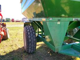 EZ Trail 510 Grain Cart