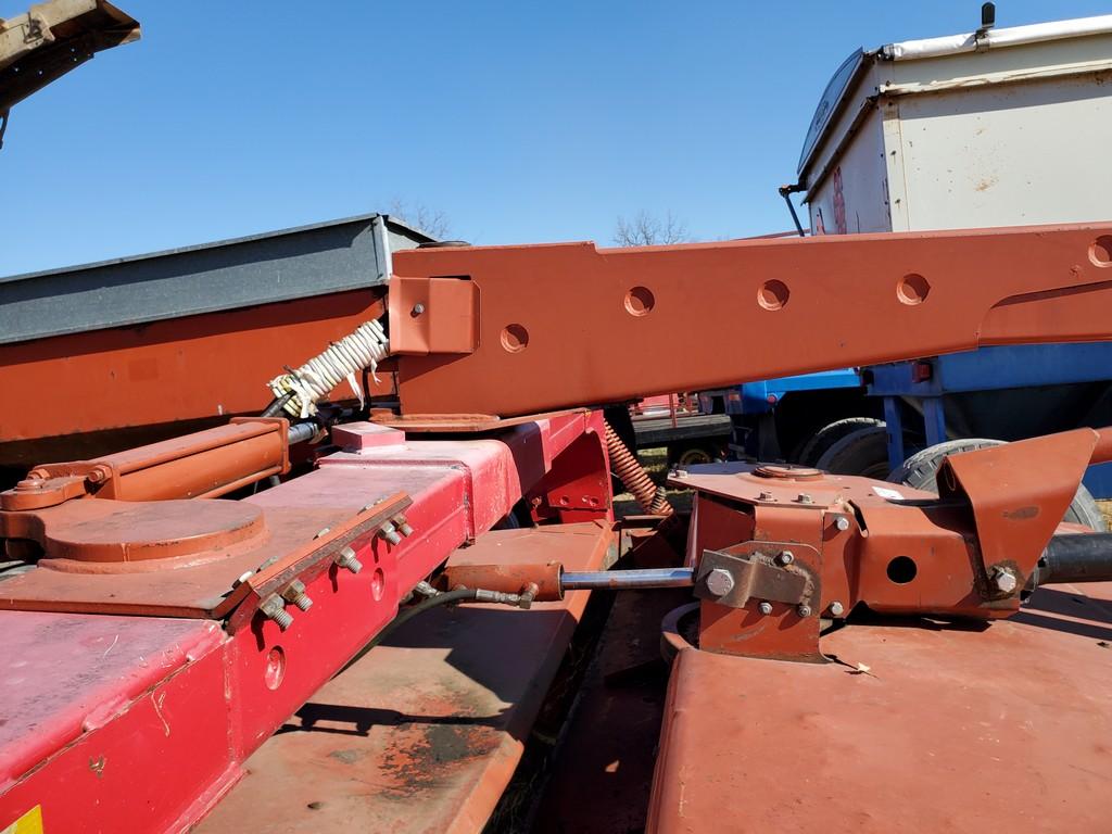 Massey Ferguson 1372 Discbine