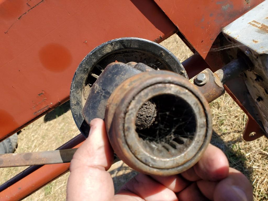 Massey Ferguson 1372 Discbine