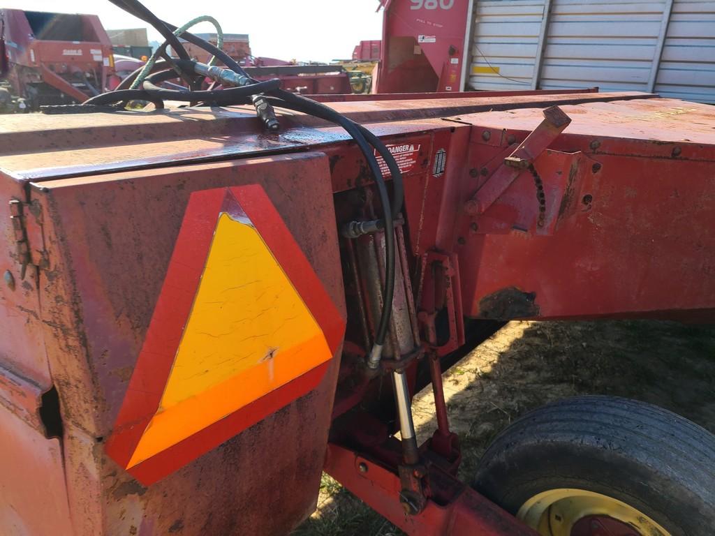 New Holland 489 Haybine