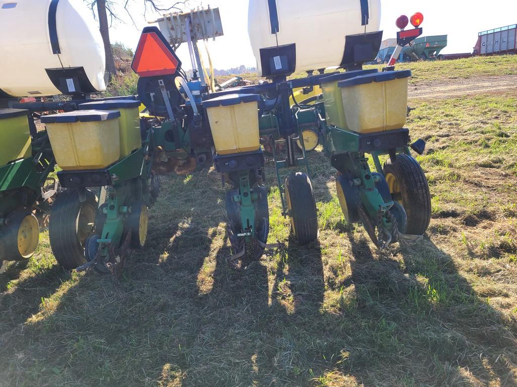 John Deere 7200 Corn Planter 'Monitor in the Office'