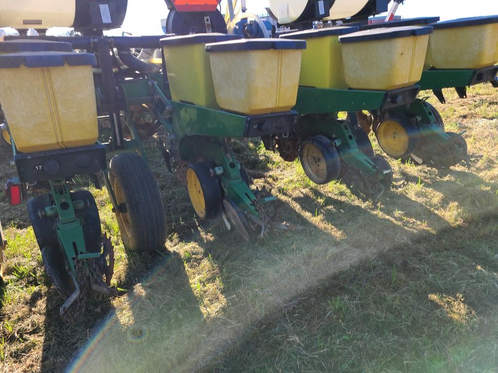 John Deere 7200 Corn Planter 'Monitor in the Office'