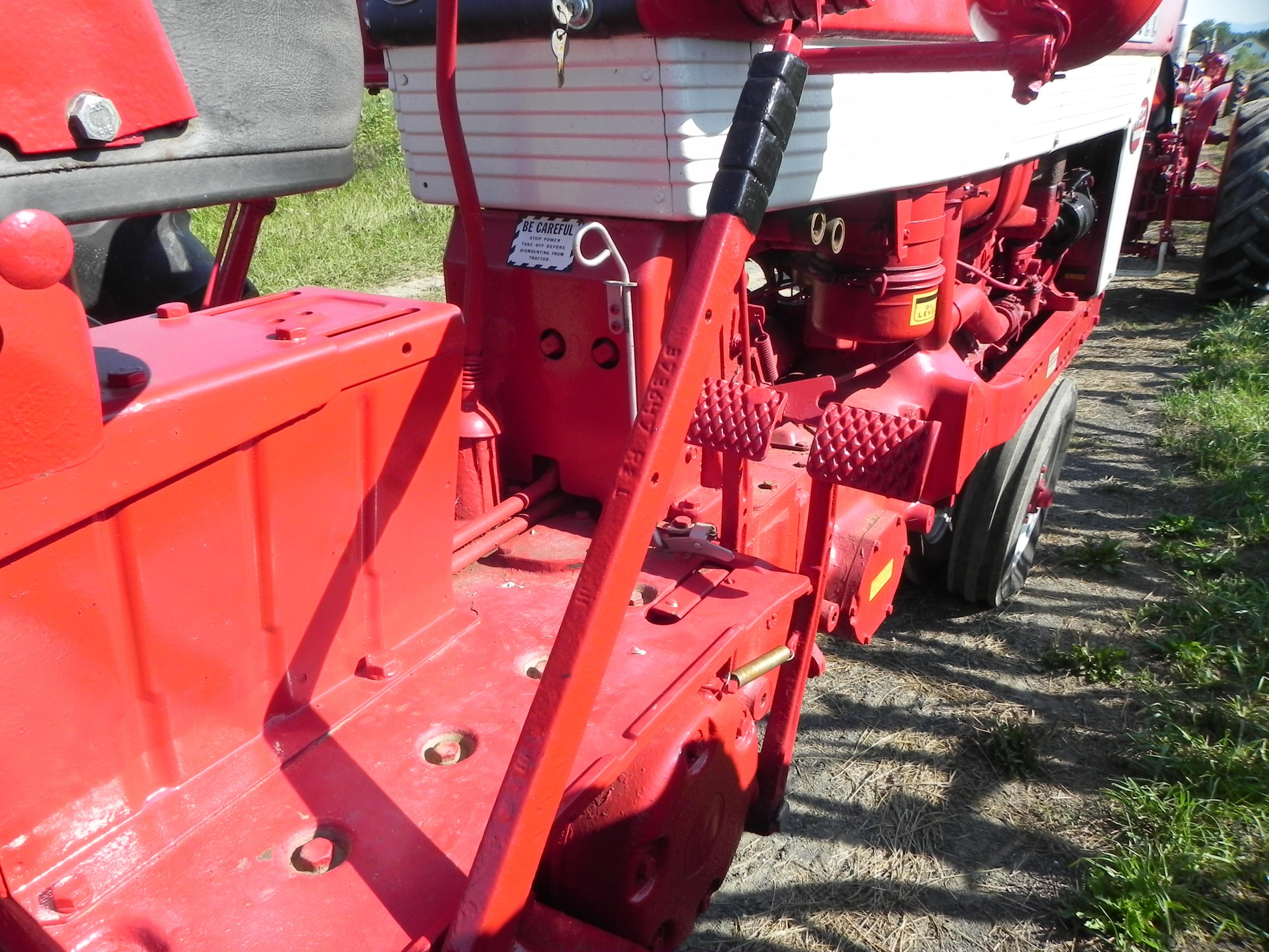 1963 International 460 Row Crop Tractor