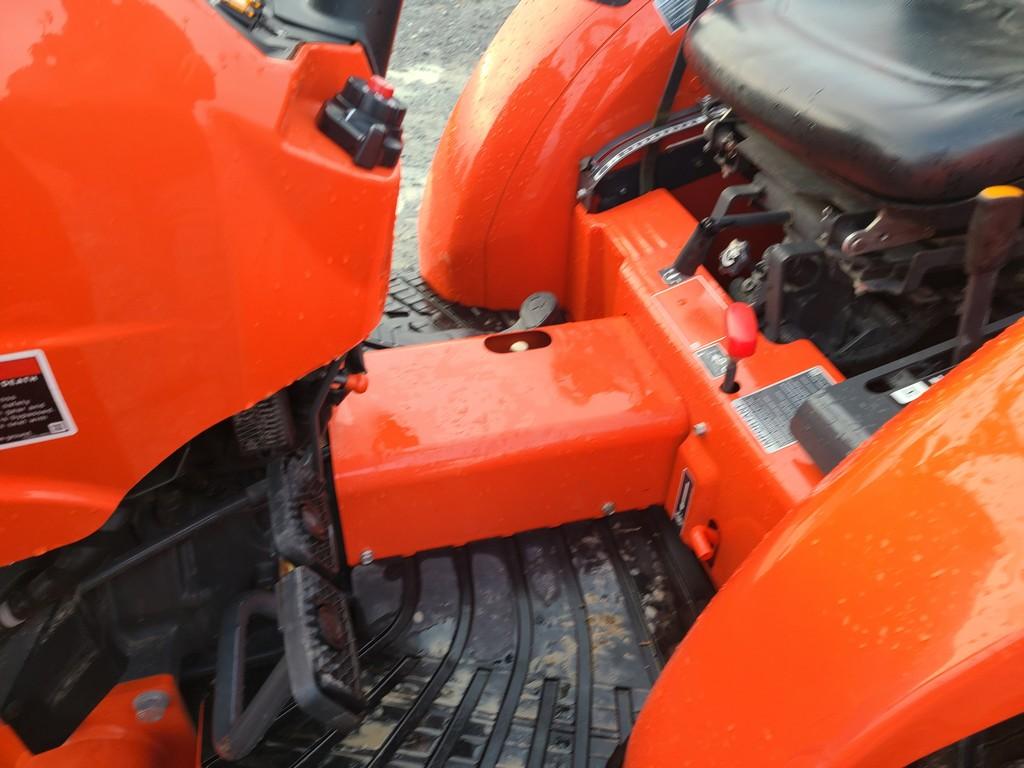2023 Kubota L3902 Compact Tractor Loader Backhoe 'Elite Ride & Drive'
