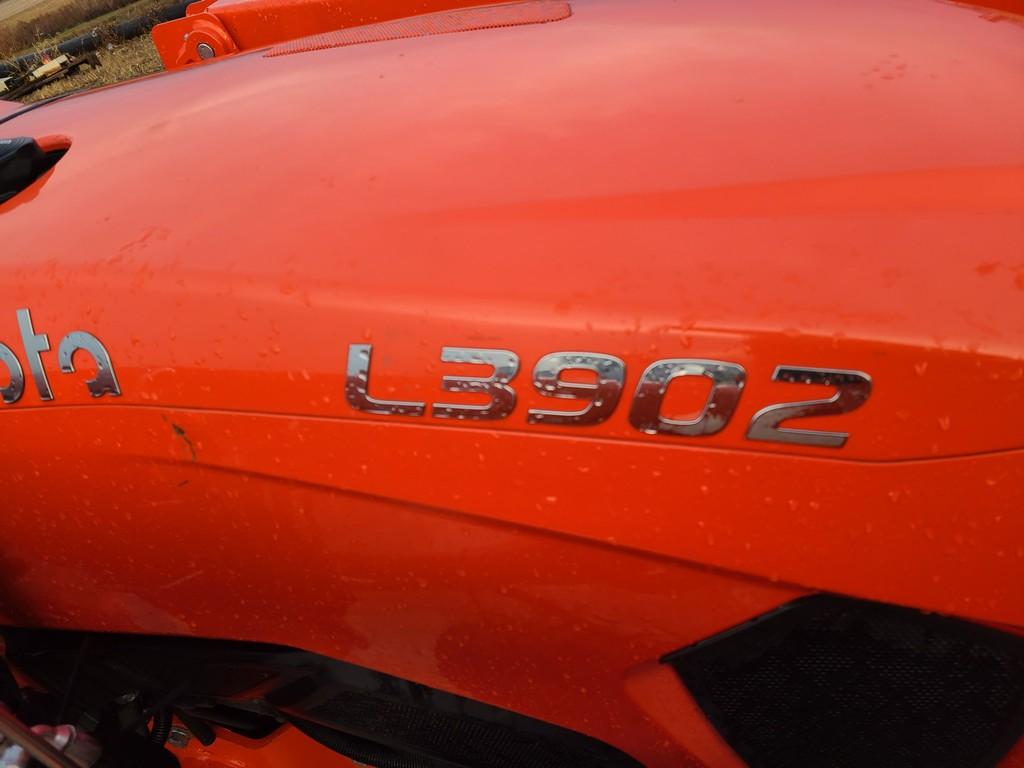 2023 Kubota L3902 Compact Tractor Loader Backhoe 'Elite Ride & Drive'