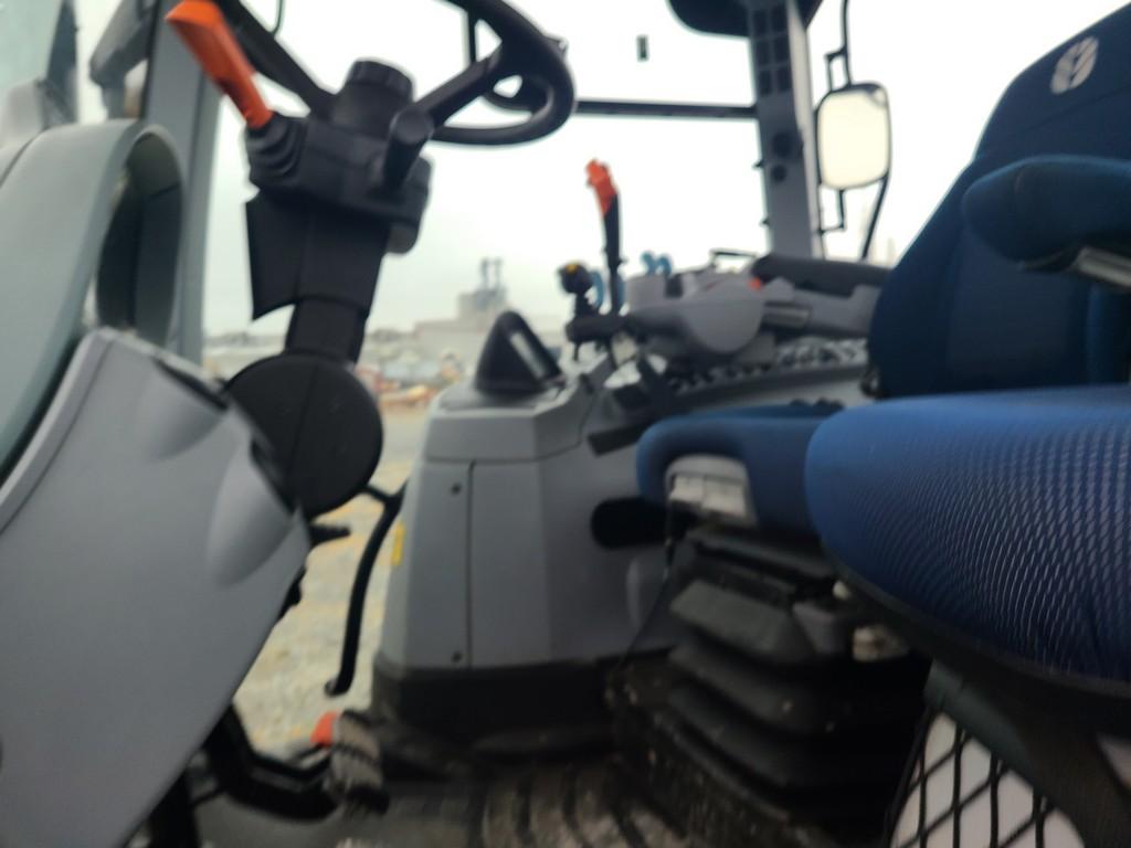 2021 New Holland T7.190 Cab Loader Tractor 'Elite Ride & Drive'