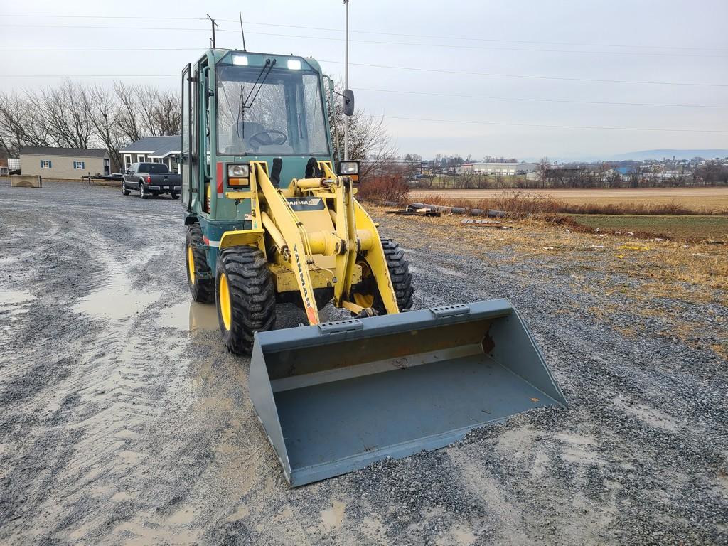 Yanmar V3-3 Wheel Loader 'Ride & Drive'