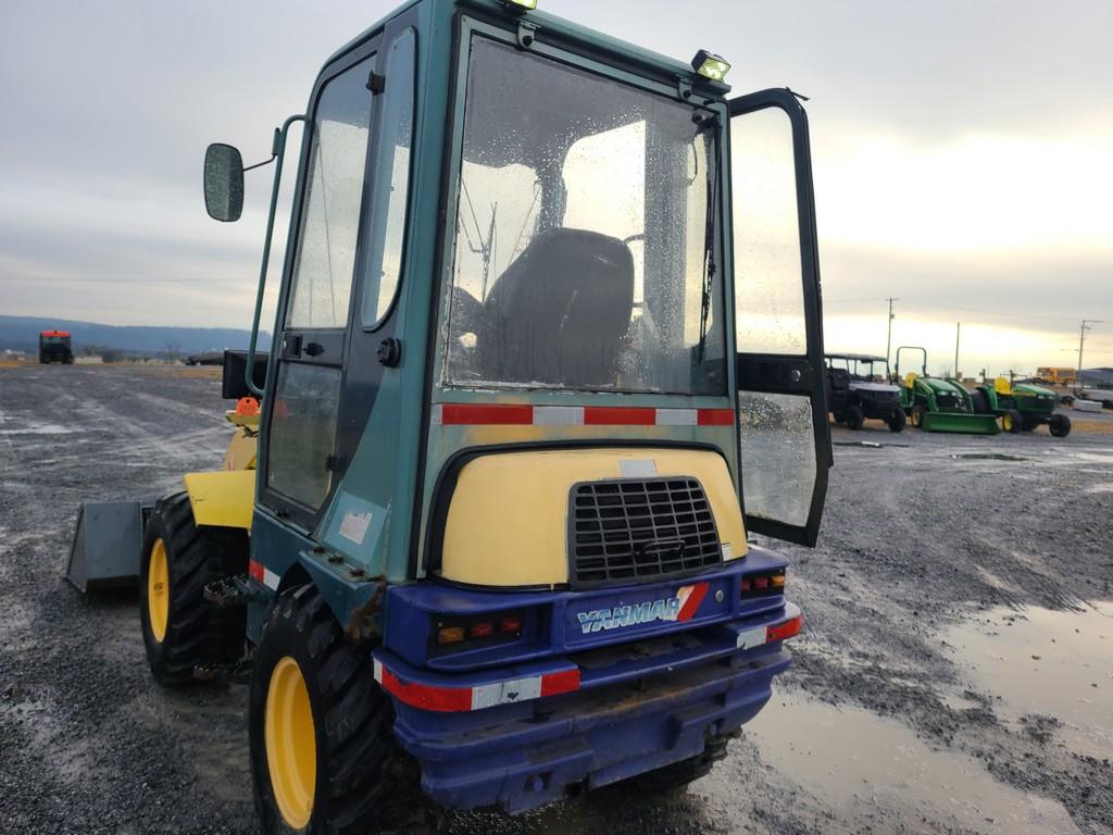 Yanmar V3-3 Wheel Loader 'Ride & Drive'