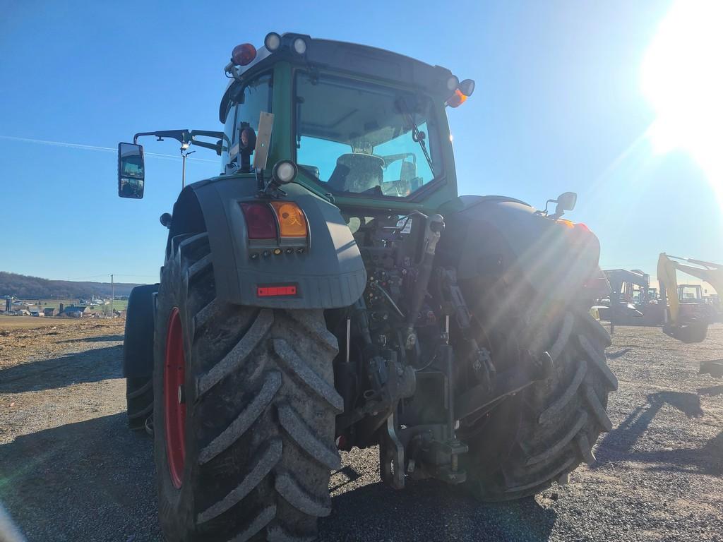 Fendt 822 Vario Cab Tractor 'Ride & Drive'