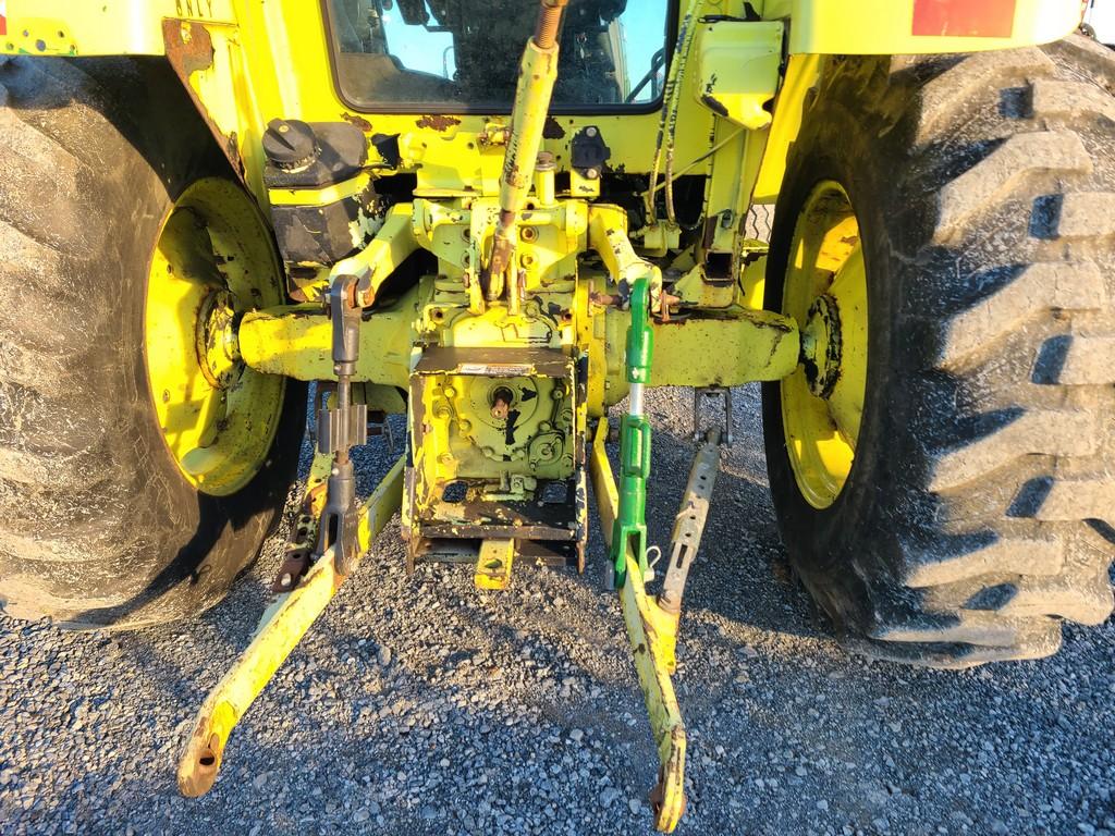 John Deere 5420 Cab Tractor 'Runs & Operates'