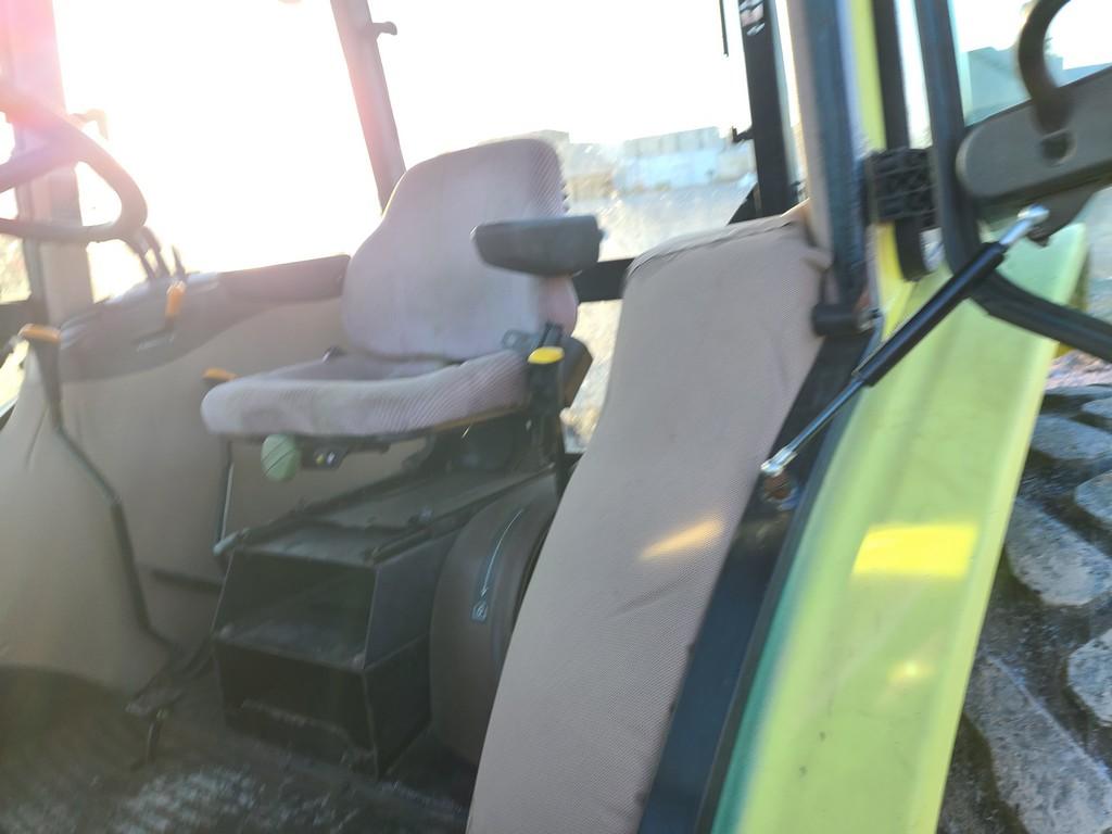 John Deere 5420 Cab Tractor 'Runs & Operates'