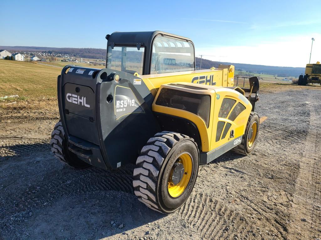 Gehl RS5-19 Telehandler 'Ride & Drive'