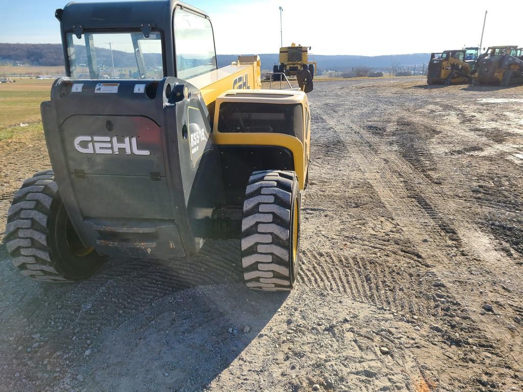 Gehl RS5-19 Telehandler 'Ride & Drive'