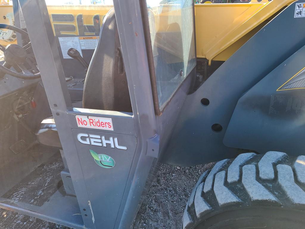 Gehl RS5-19 Telehandler 'Ride & Drive'