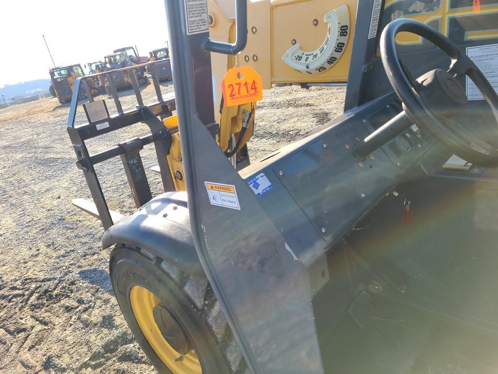 Gehl RS5-19 Telehandler 'Ride & Drive'