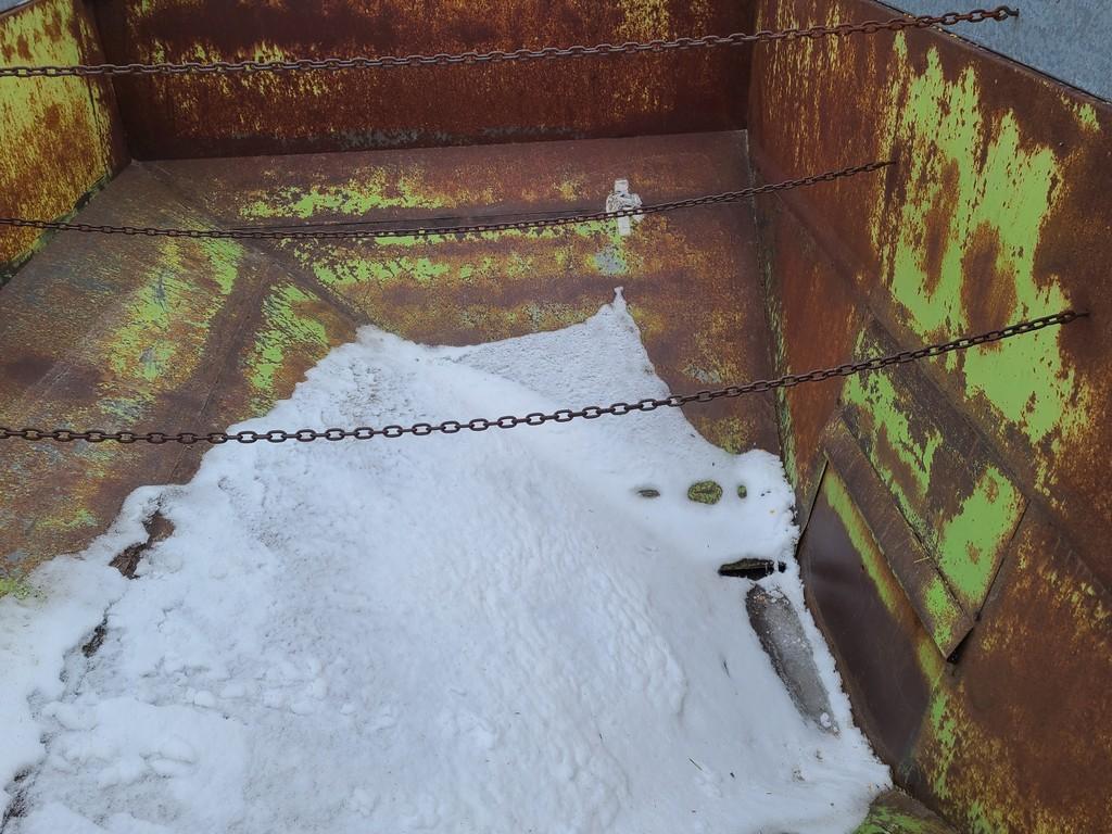 Parker  Gravity Bin Wagon
