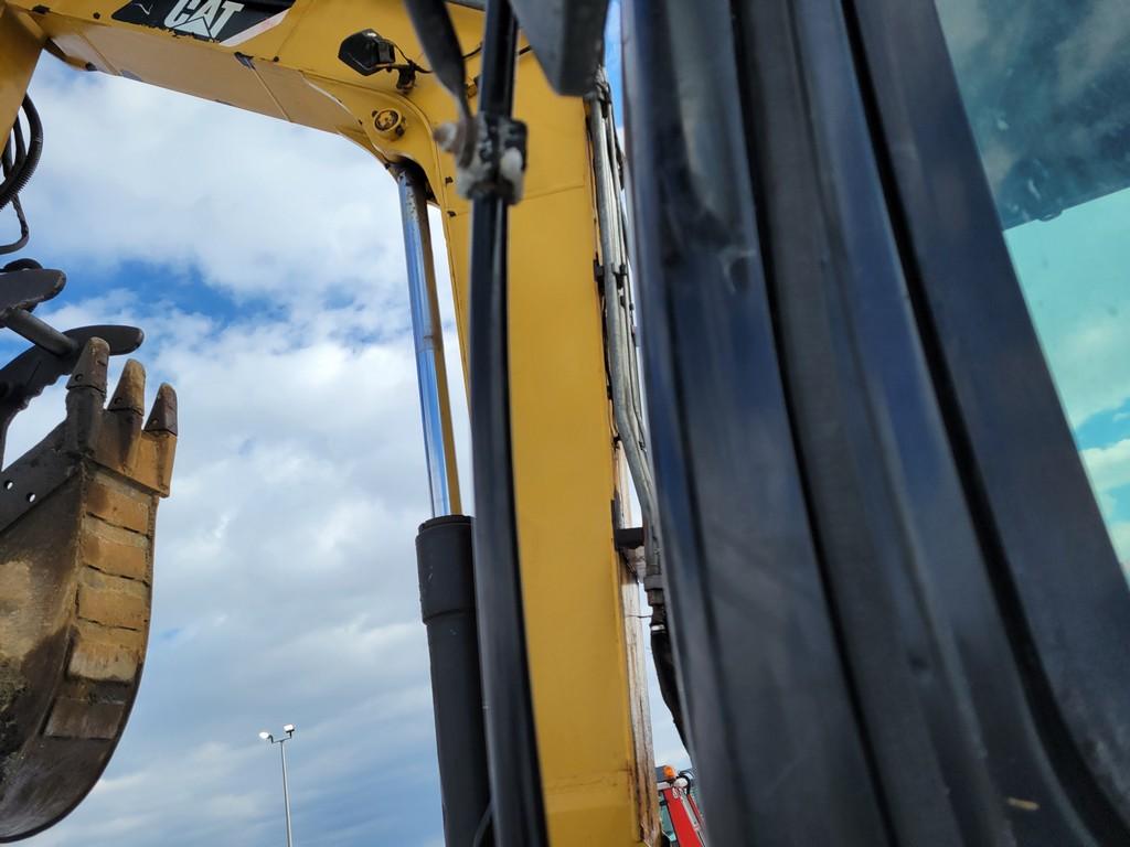 2015 Cat 308E2CR Midi Excavator 'Ride & Drive'